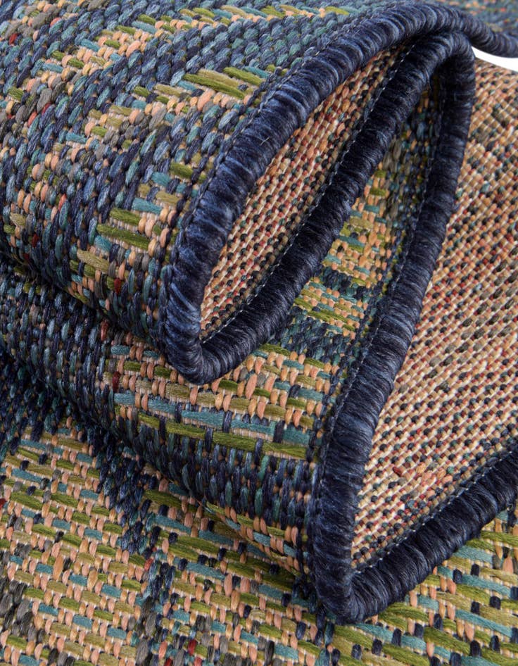 Detail image of  7' 10 x 7' 10  Washable Baja Indoor / Outdoor Square Rug