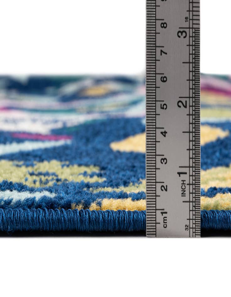 Detail image of  7' 10 x 7' 10 Bloom Square Rug