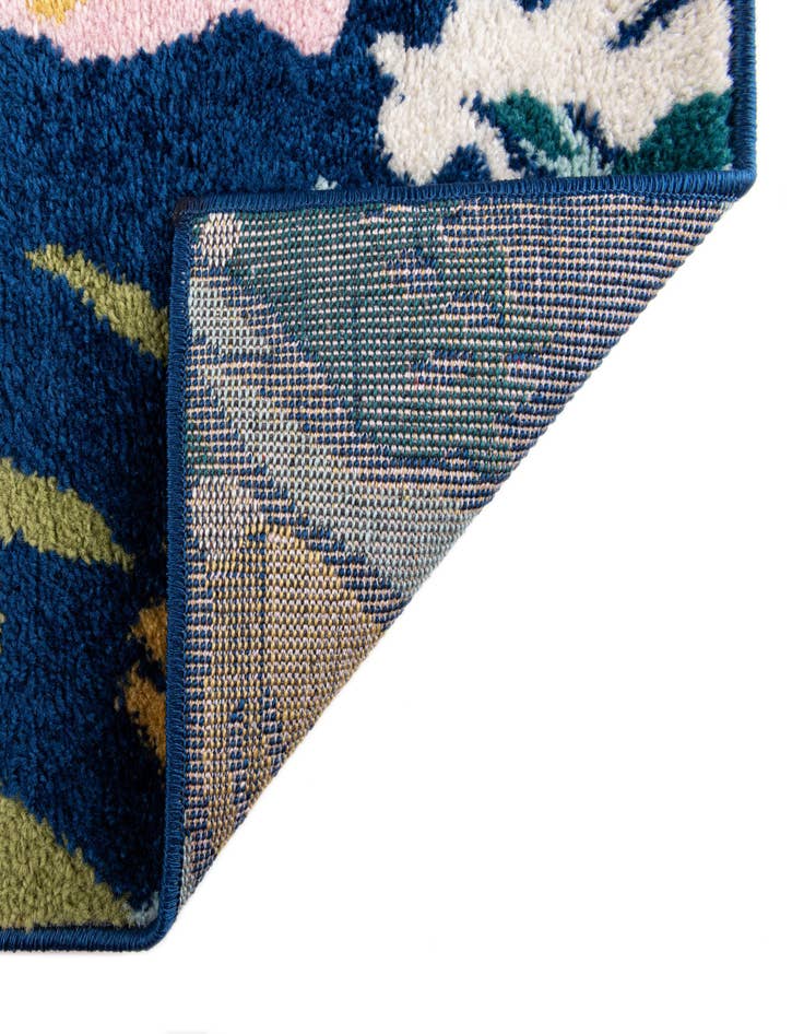 Detail image of  7' 10 x 7' 10 Bloom Square Rug