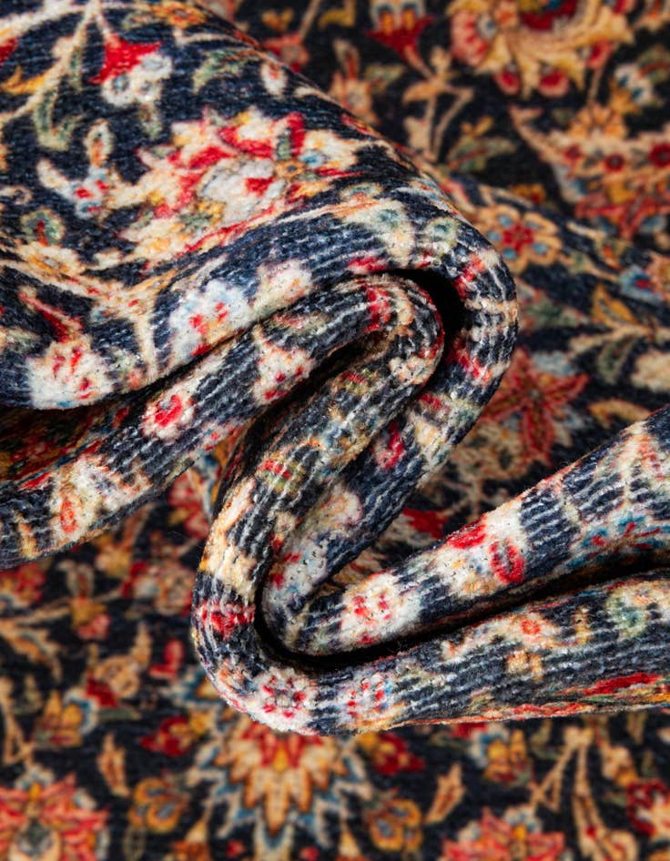 Detail image of  5' 1 x 5' 1 Boutique Square Rug