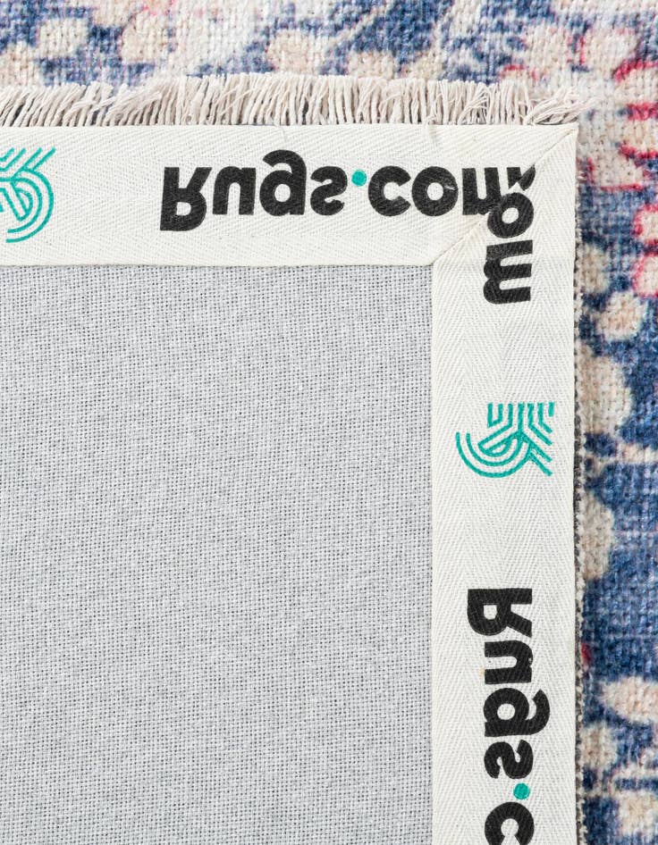 Detail image of  7' 9 x 7' 9 Boutique Square Rug