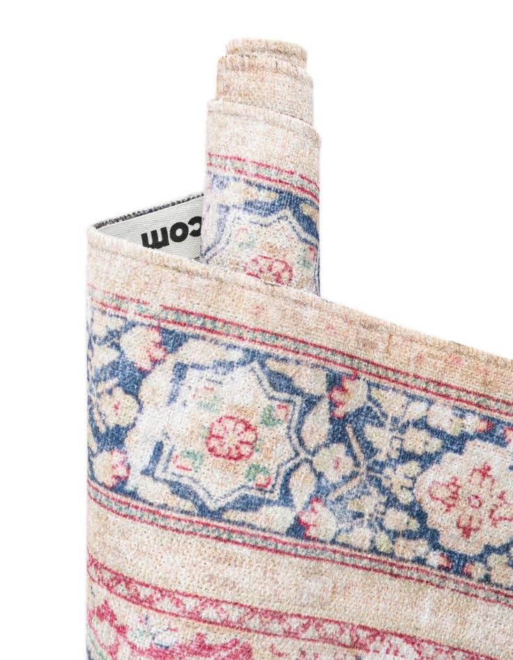 Detail image of  7' 9 x 7' 9 Boutique Square Rug