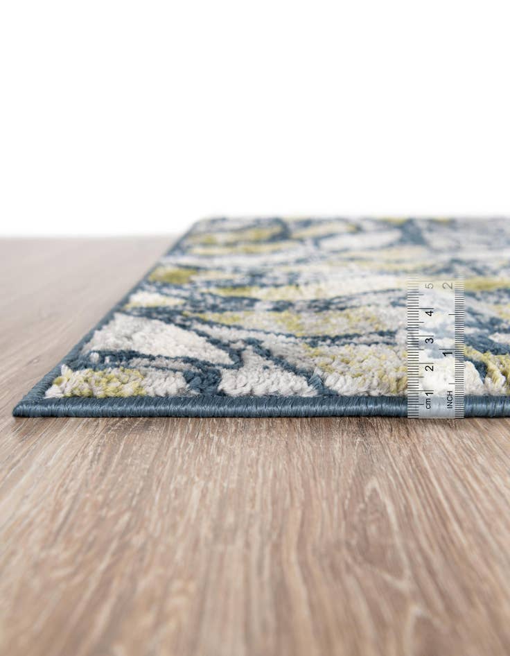 Detail image of  7' x 7' Charleston Square Rug