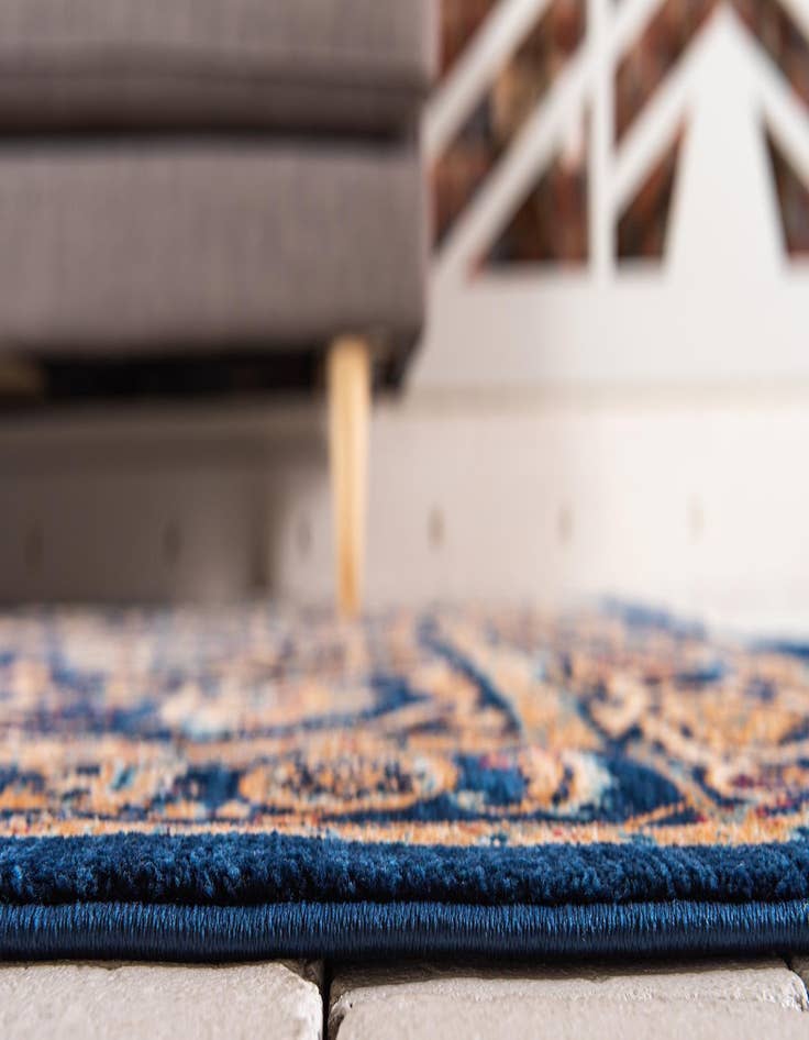 Detail image of  4' 5 x 4' 5 Charlestown Square Rug