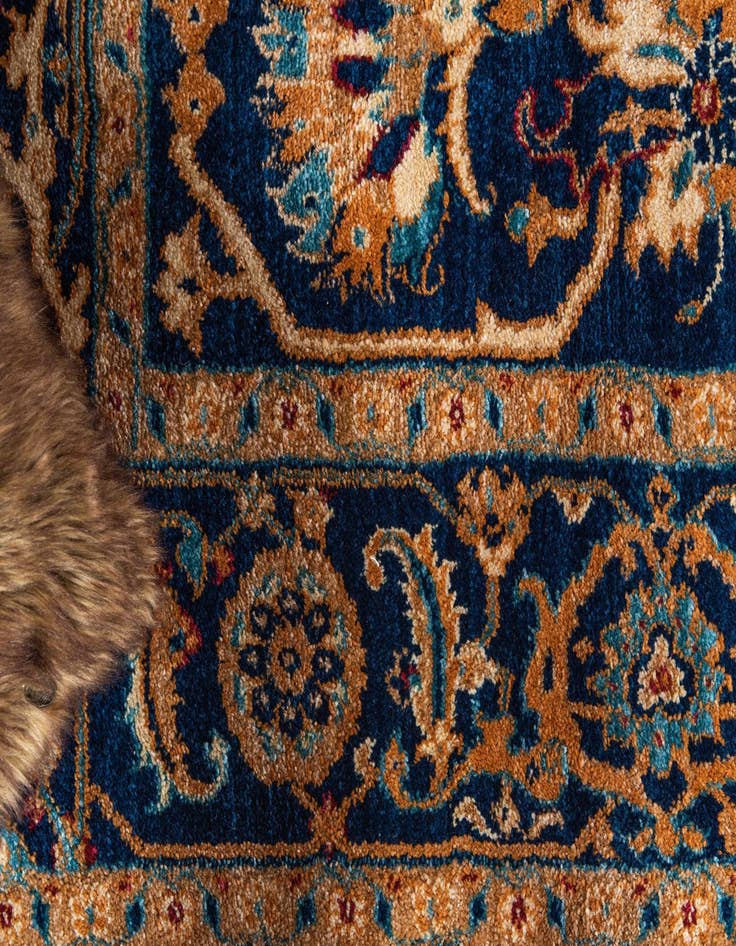 Detail image of  4' 5 x 4' 5 Charlestown Square Rug