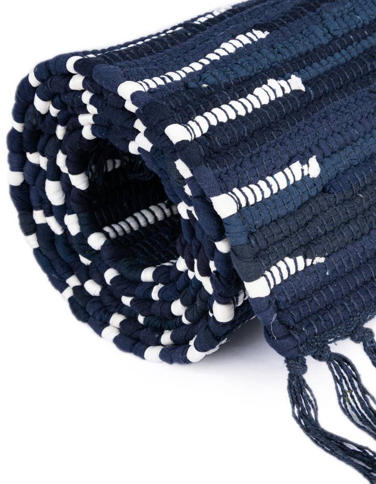 Detail image of  7' 1 x 7' 1  Hand Woven Chindi Cotton Square Rug