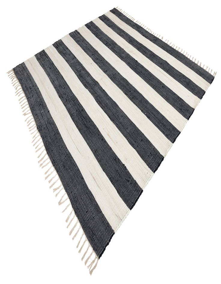 Detail image of  7' 10 x 7' 10  Hand Woven Chindi Rag Square Rug