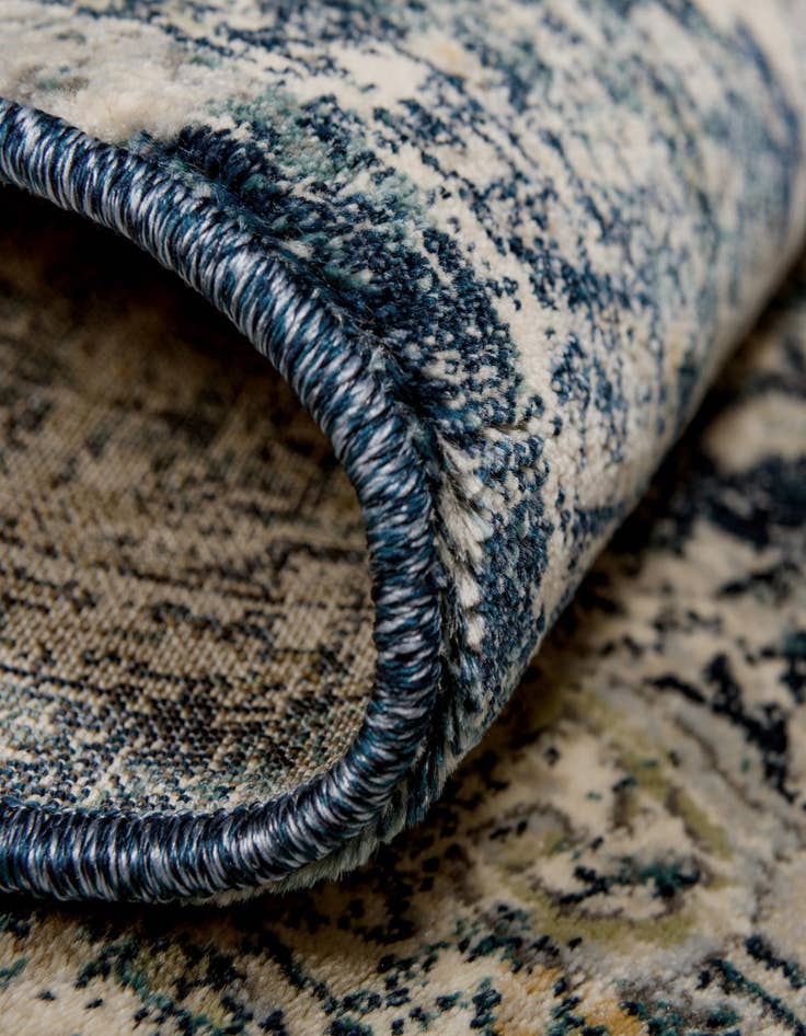 Detail image of 6' x 6' Dahlia Square Rug