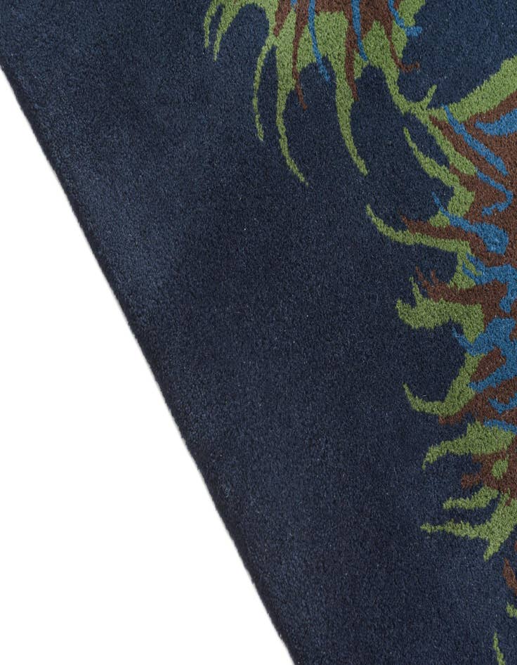 Detail image of  7' 5 x 7' 6 Luna Square Rug