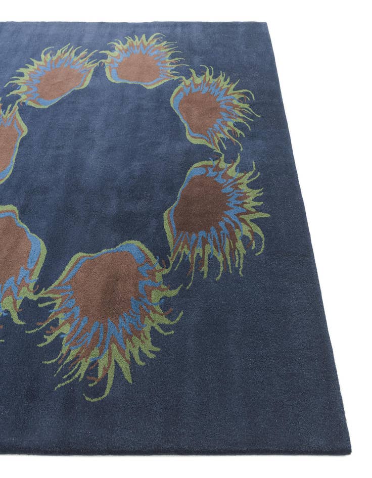 Detail image of  7' 6 x 7' 6 Luna Square Rug