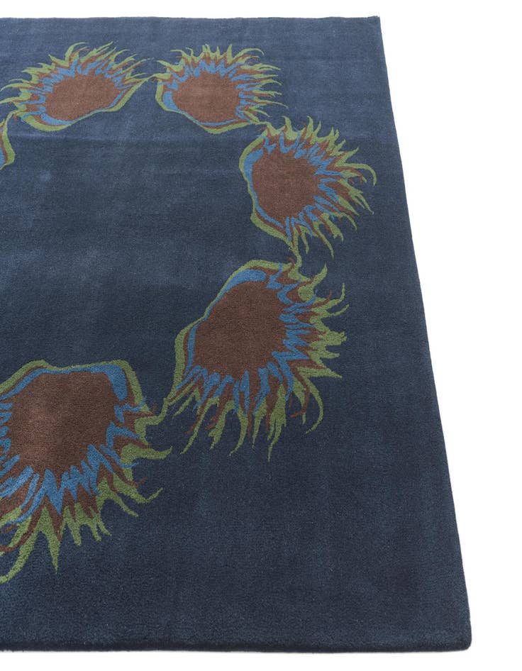 Detail image of  7' 6 x 7' 6 Luna Square Rug