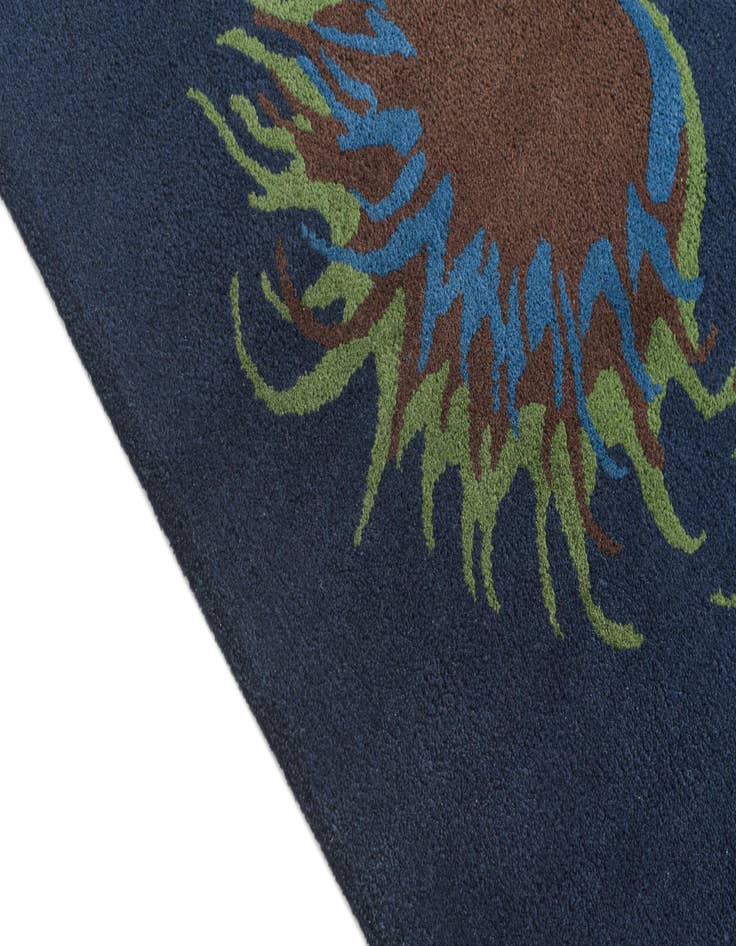 Detail image of  7' 5 x 7' 6 Luna Square Rug