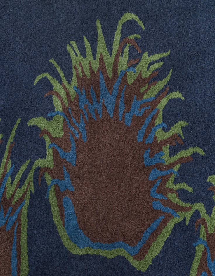 Detail image of  7' 5 x 7' 6 Luna Square Rug
