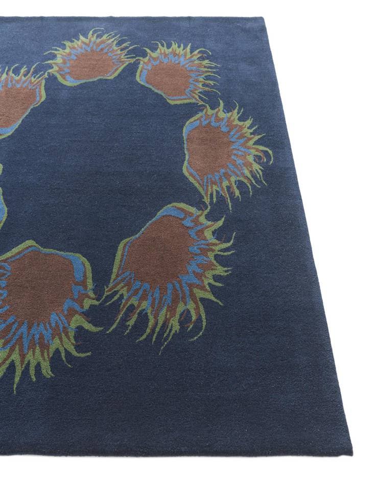 Detail image of  7' 6 x 7' 6 Luna Square Rug