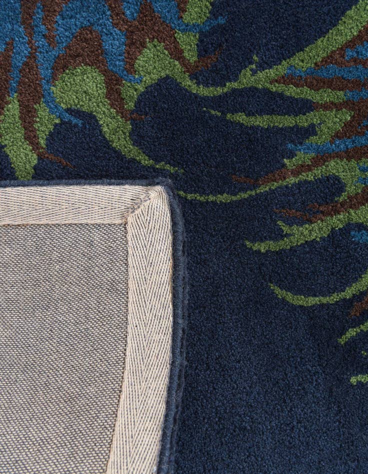 Detail image of  7' 6 x 7' 6 Luna Square Rug