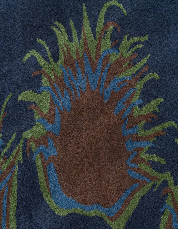 Detail image of  7' 6 x 7' 6 Luna Square Rug