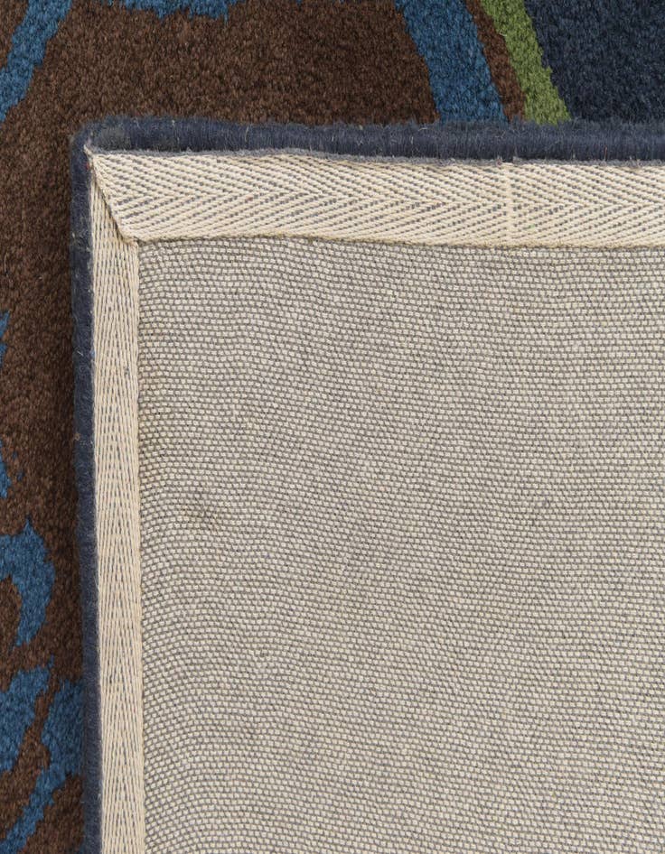 Detail image of  7' 6 x 7' 6 Luna Square Rug