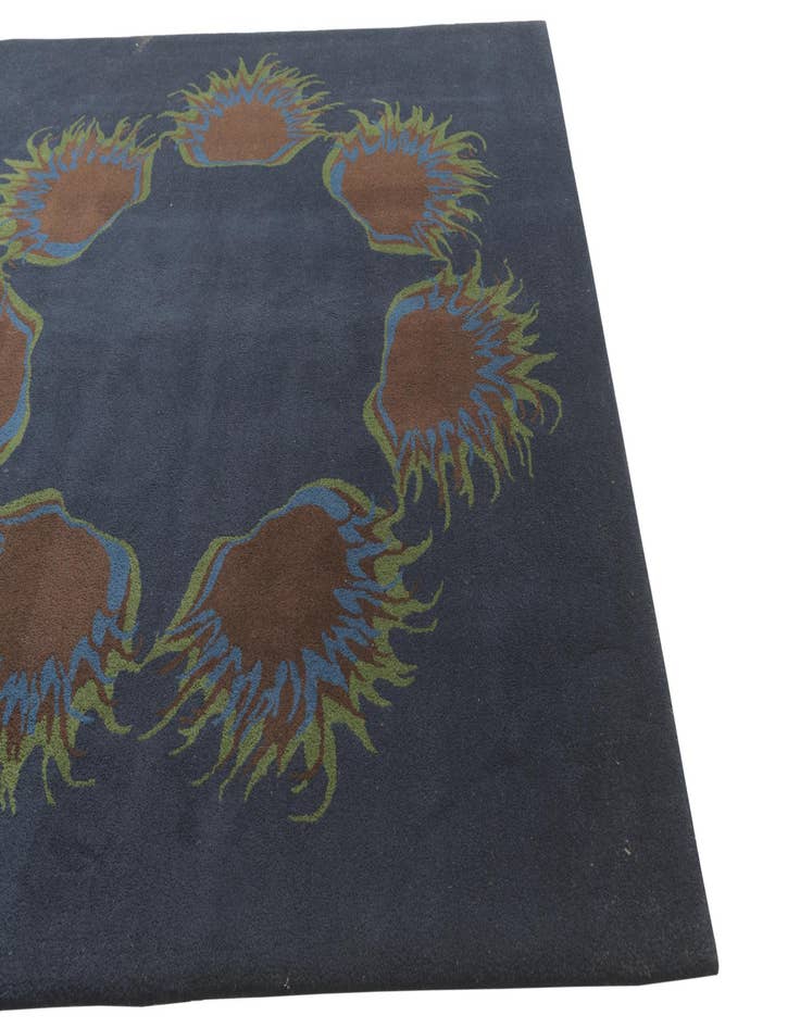 Detail image of  7' 6 x 7' 7 Luna Square Rug