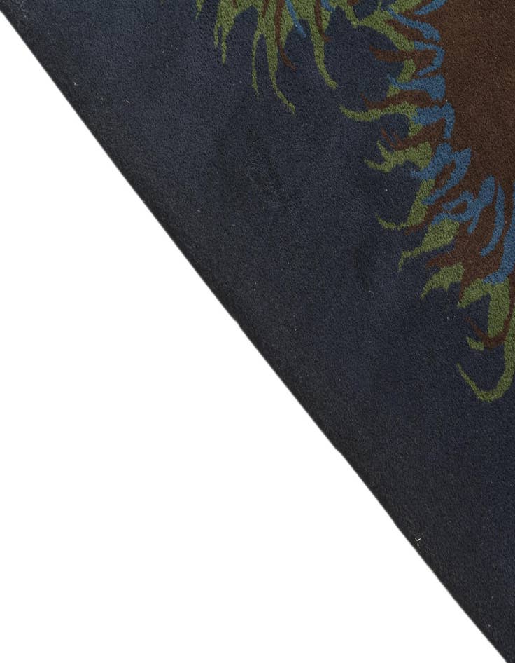 Detail image of  7' 6 x 7' 7 Luna Square Rug