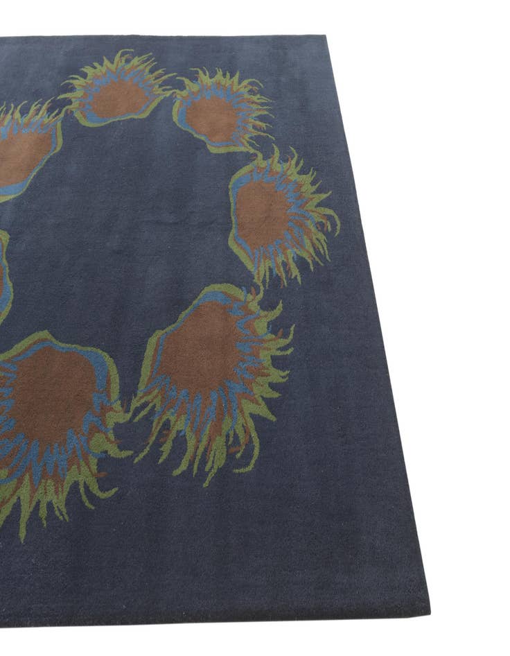 Detail image of  7' 6 x 7' 7 Luna Square Rug