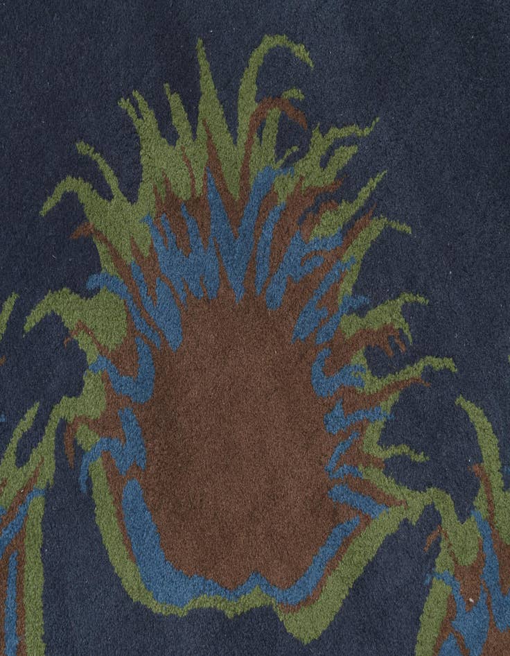 Detail image of  7' 6 x 7' 7 Luna Square Rug
