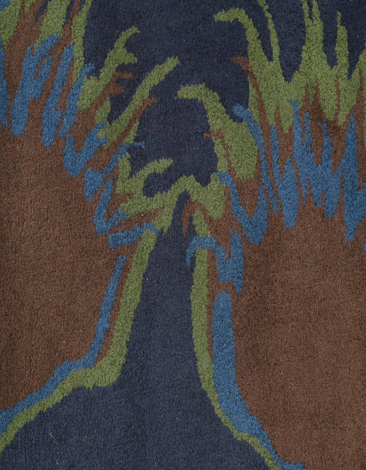 Detail image of  7' 6 x 7' 7 Luna Square Rug