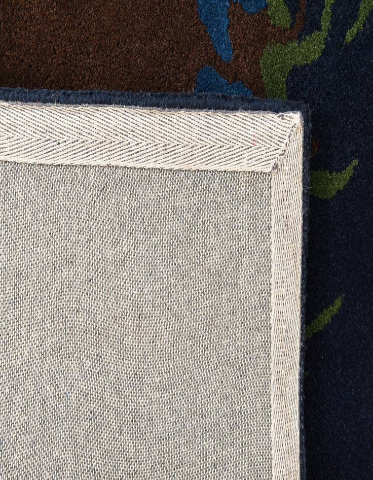 Detail image of  7' 7 x 7' 7 Luna Square Rug