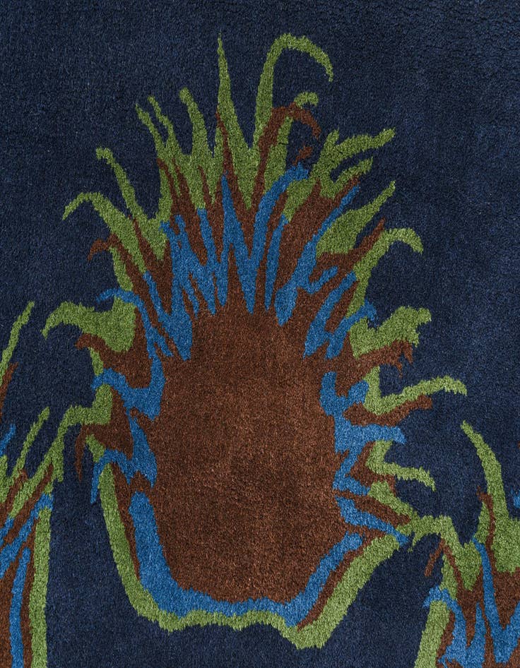 Detail image of  7' 5 x 7' 6 Luna Square Rug