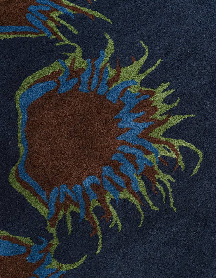 Detail image of  7' 6 x 7' 7 Luna Square Rug