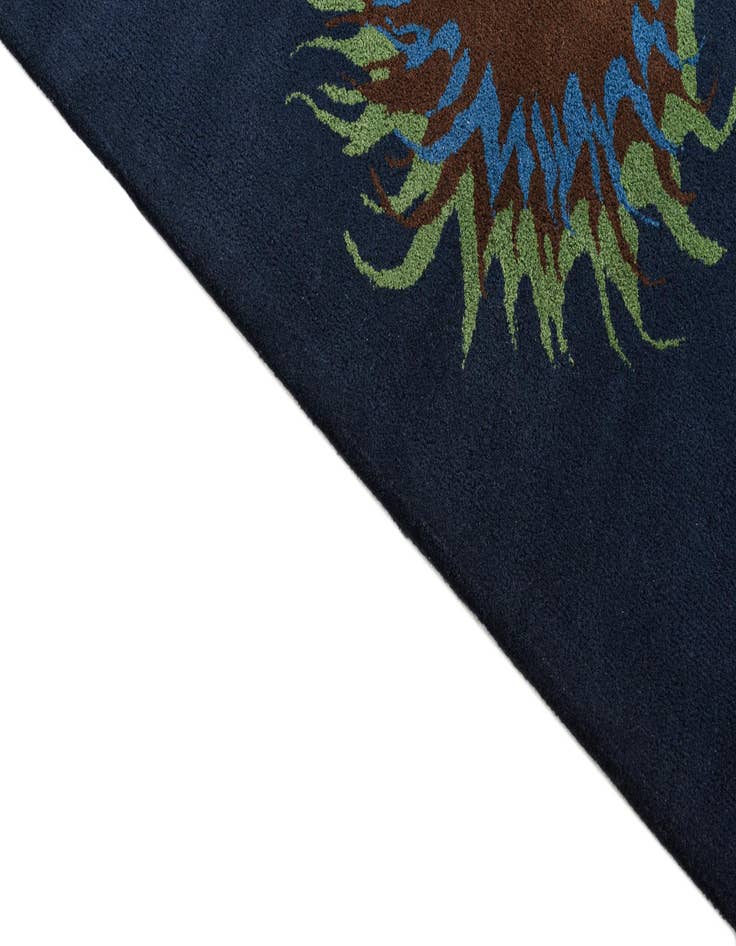 Detail image of  7' 7 x 7' 7 Luna Square Rug