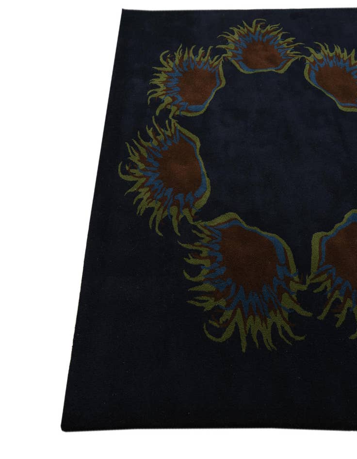 Detail image of  7' 5 x 7' 8 Luna Square Rug