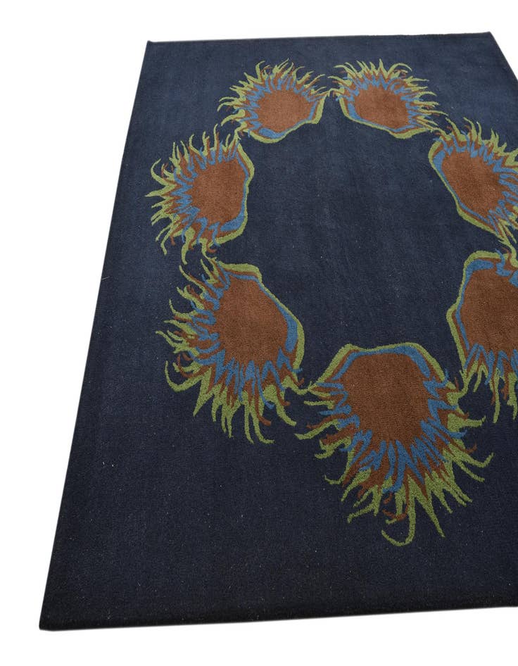 Detail image of  7' 8 x 7' 8 Luna Square Rug