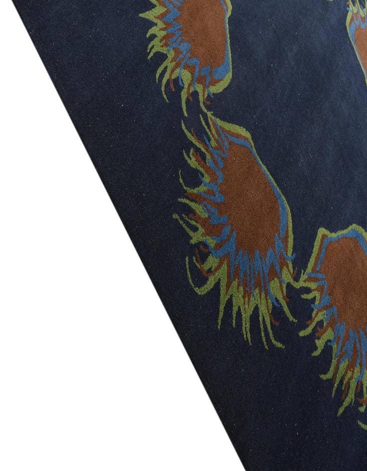 Detail image of  7' 8 x 7' 8 Luna Square Rug