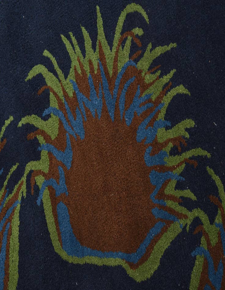 Detail image of  7' 8 x 7' 8 Luna Square Rug