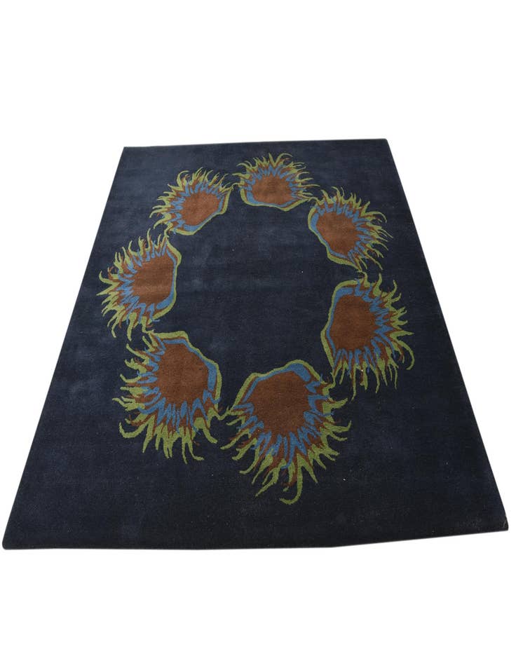 Detail image of  7' 6 x 7' 8 Luna Square Rug