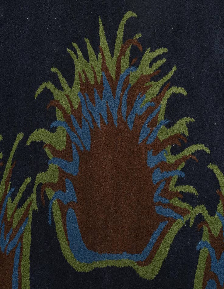 Detail image of  7' 6 x 7' 8 Luna Square Rug