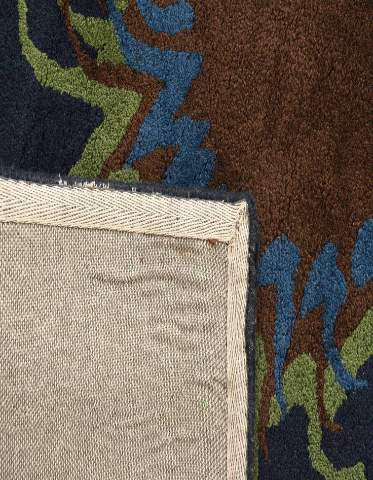 Detail image of  7' 5 x 7' 6 Luna Square Rug