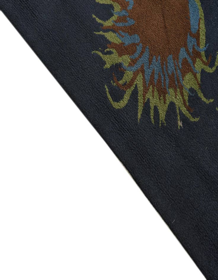 Detail image of  7' 4 x 7' 5 Luna Square Rug