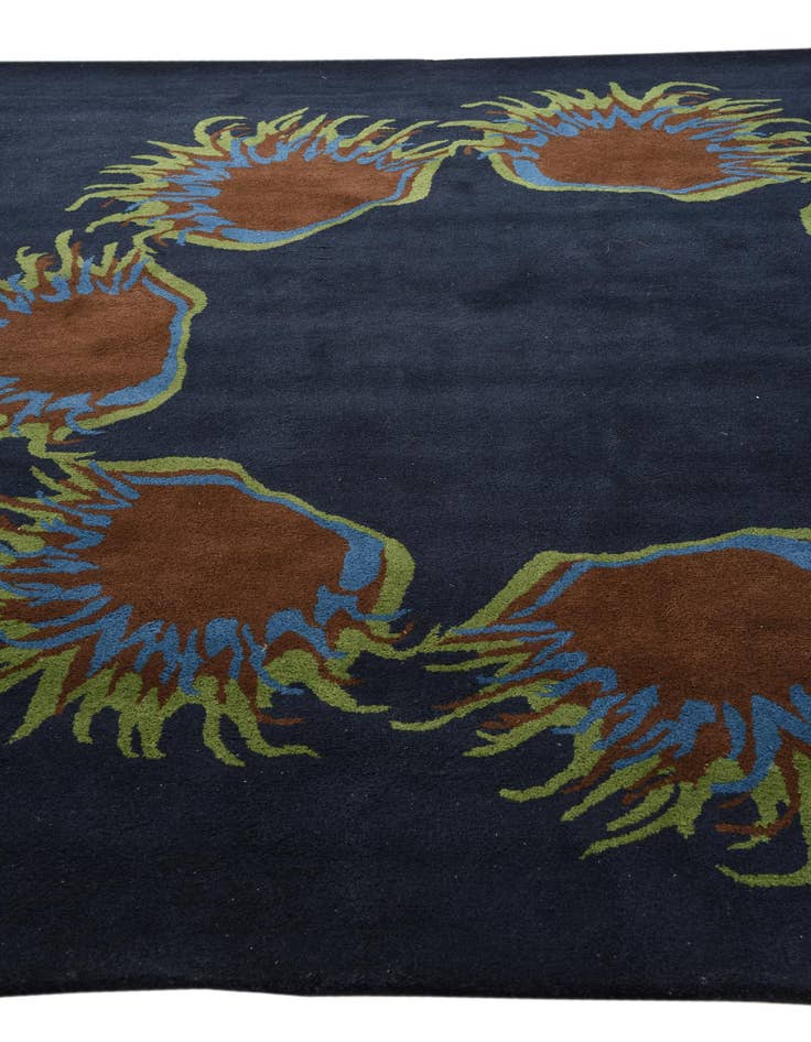Detail image of  7' 6 x 7' 8 Luna Square Rug