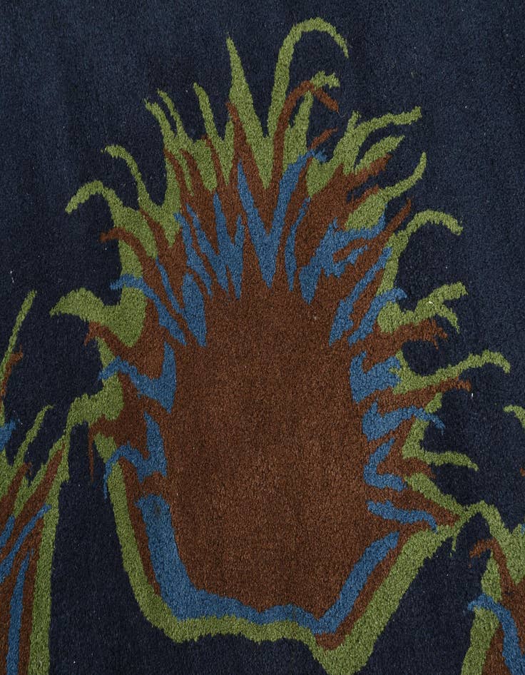 Detail image of  7' 6 x 7' 6 Luna Square Rug