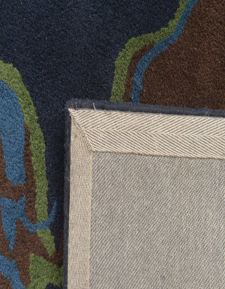 Detail image of  7' 7 x 7' 7 Luna Square Rug