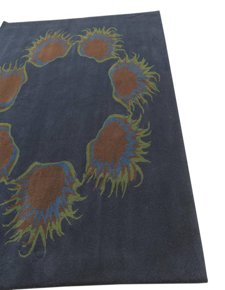 Detail image of  7' 6 x 7' 7 Luna Square Rug