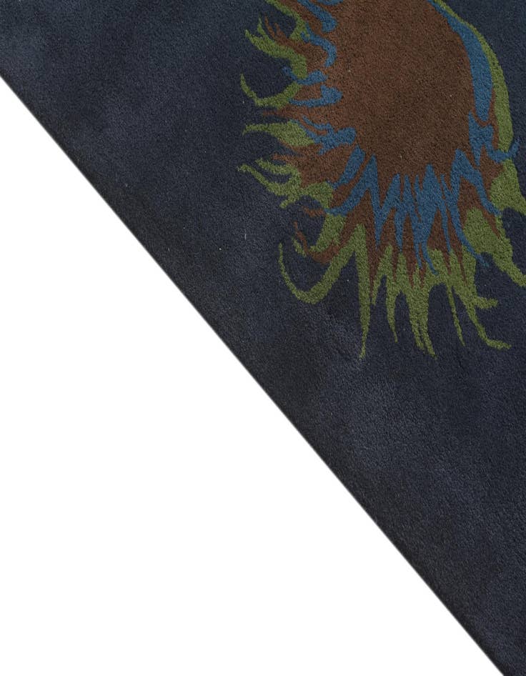 Detail image of  7' 6 x 7' 7 Luna Square Rug