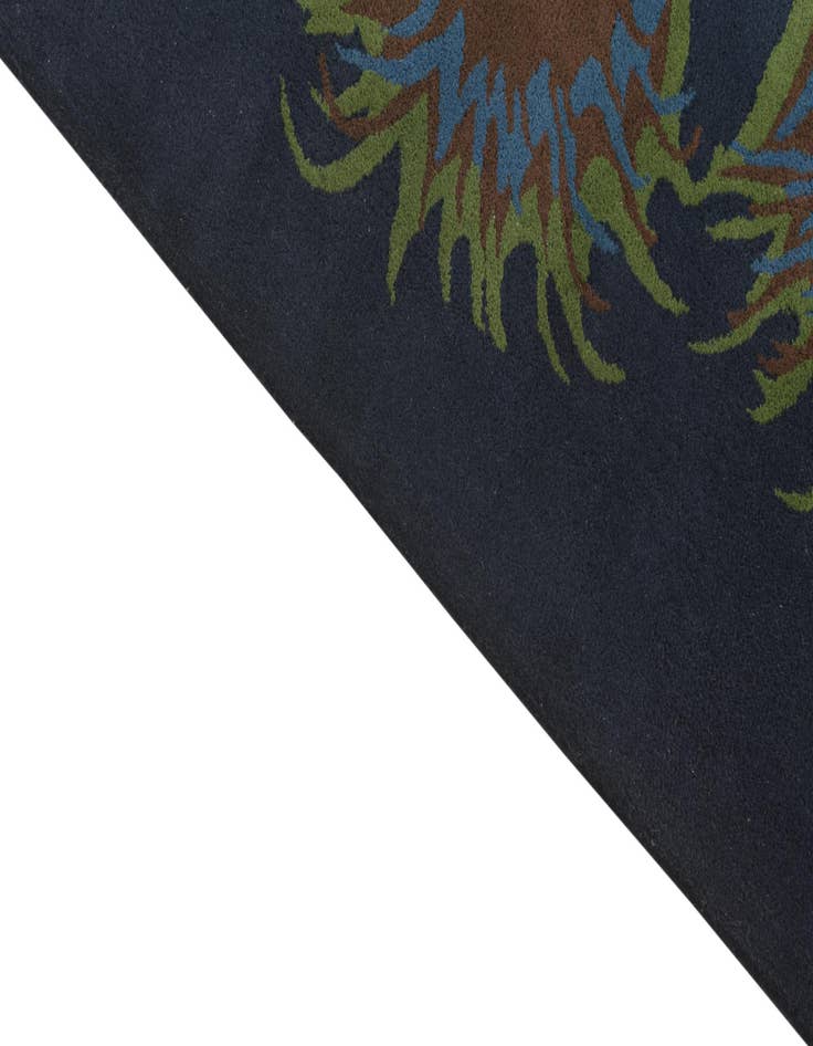 Detail image of  7' 6 x 7' 7 Luna Square Rug