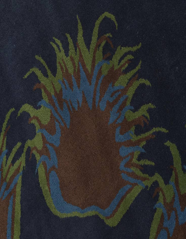 Detail image of  7' 6 x 7' 7 Luna Square Rug