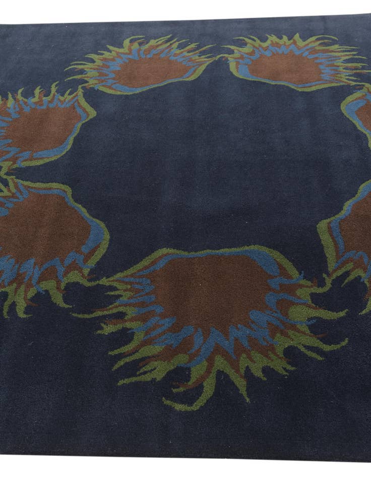 Detail image of  7' 6 x 7' 7 Luna Square Rug