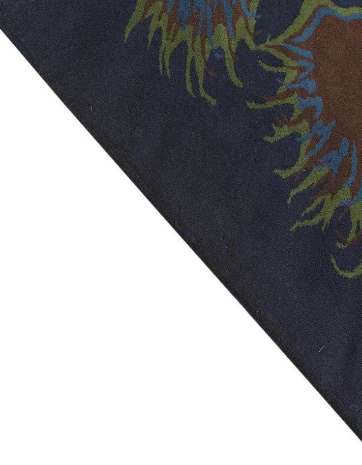 Detail image of  7' 5 x 7' 6 Luna Square Rug