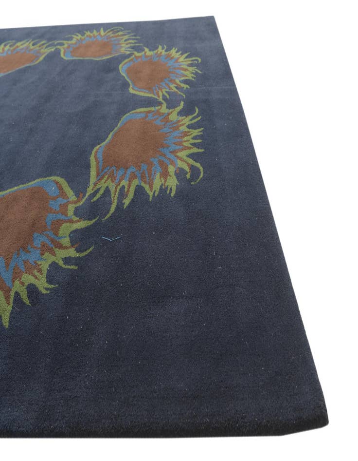 Detail image of  7' 6 x 7' 7 Luna Square Rug