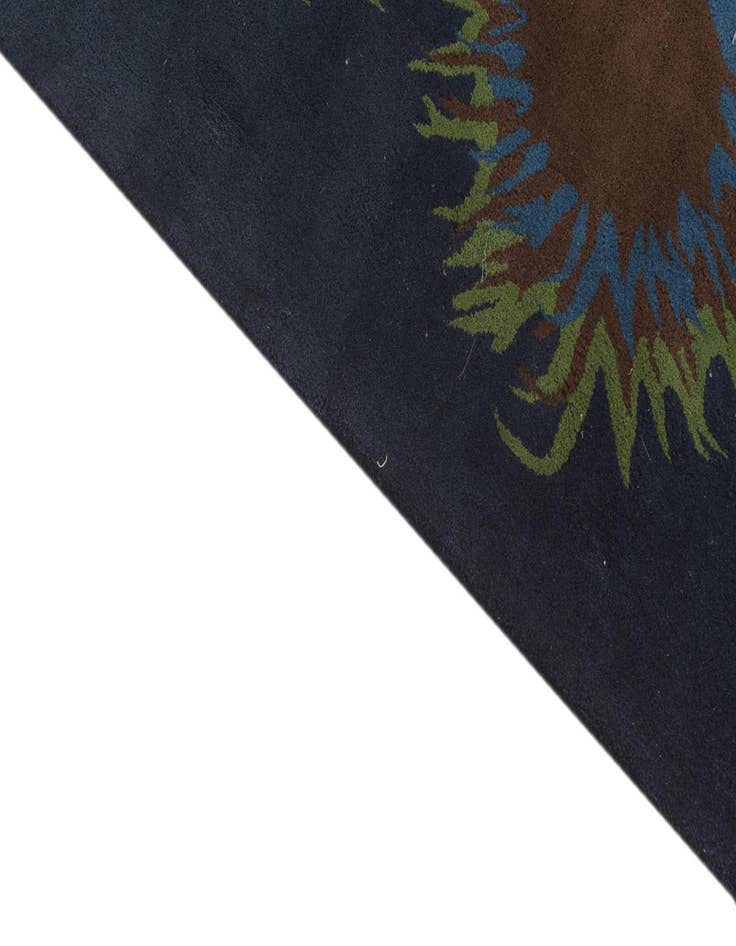 Detail image of  7' 6 x 7' 7 Luna Square Rug