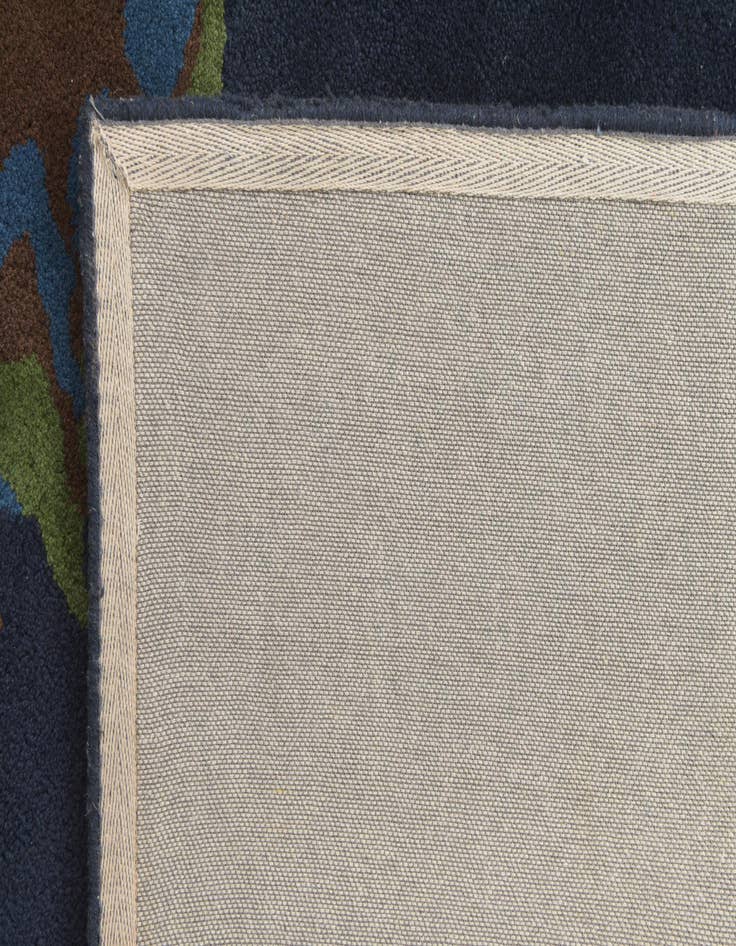 Detail image of  7' 6 x 7' 6 Luna Square Rug